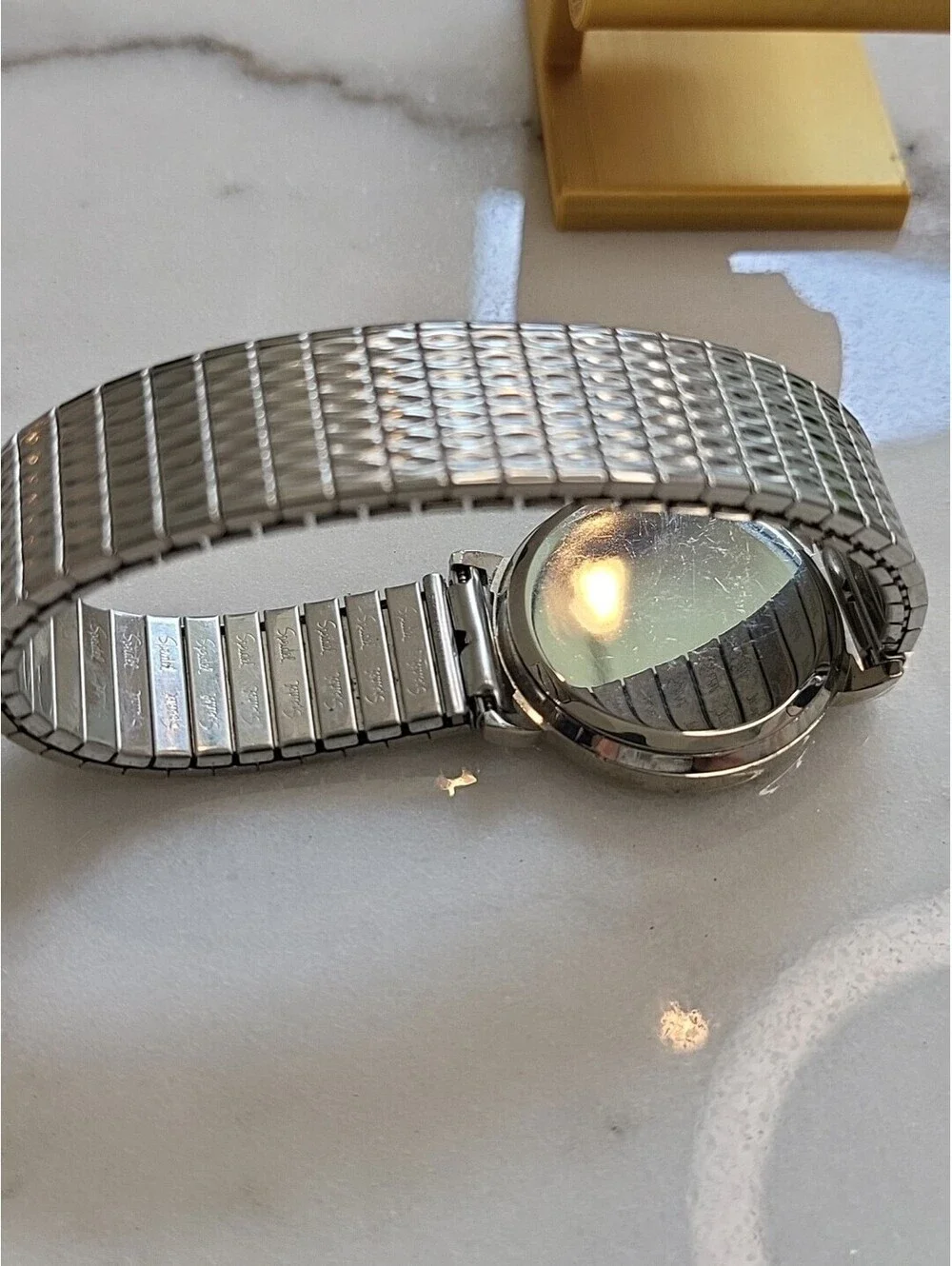 Vtg Azur Womans Watch New Battery Silvertone Stretch Bracelet 32mm Works EUC